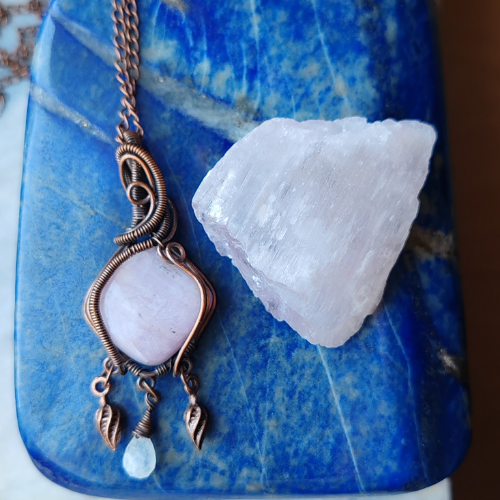 KUNZİT & AY TAŞI BAKIR KOLYE