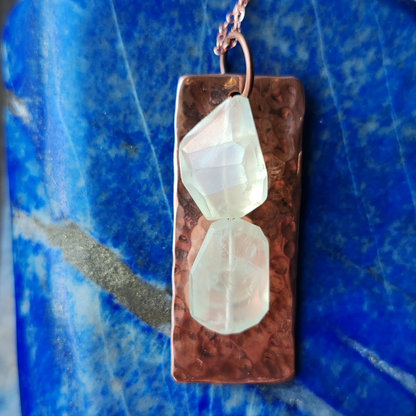 PREHNİT DÖVME BAKIR KOLYE