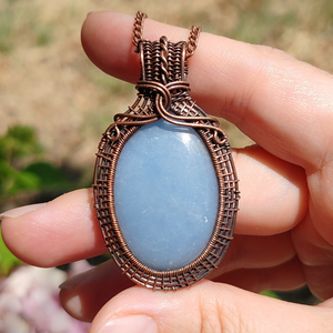 Descriptive image text