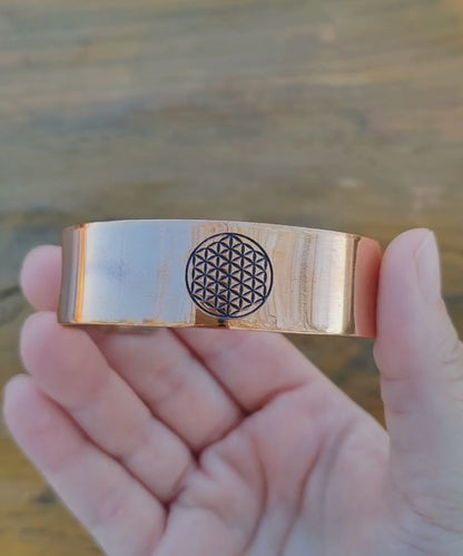 YAŞAM ÇİÇEKLİ BAKIR BİLEKLİK